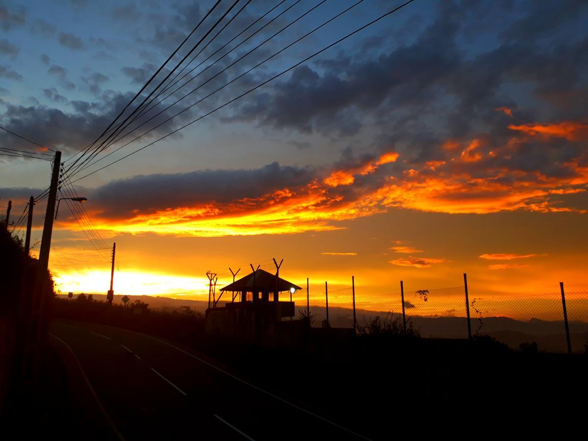 Lakshan View Resort ฮาปูตาเล ภายนอก รูปภาพ